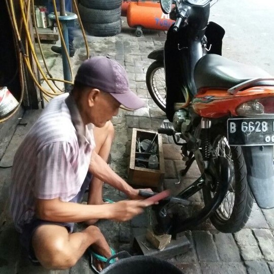 Pak Bambang Si Baik Hati