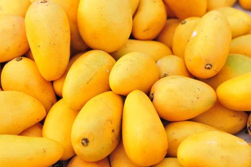 Fresh mango 2